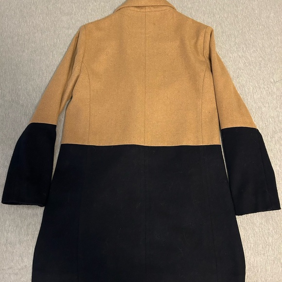 Coat - Picture 2 of 3